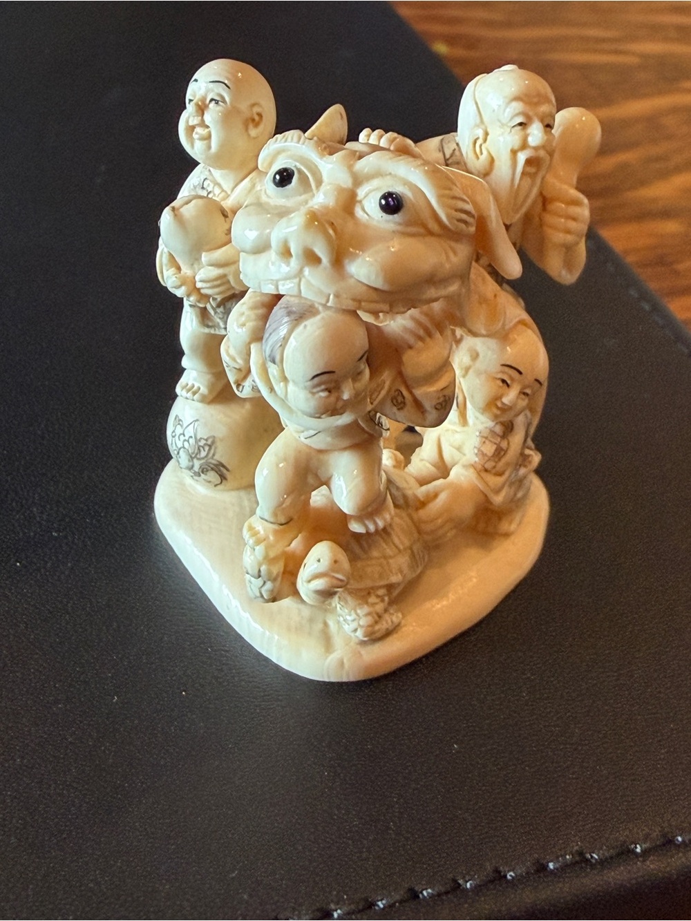 Ivory-Tone Decorative Pet Figurine with Playful Characters